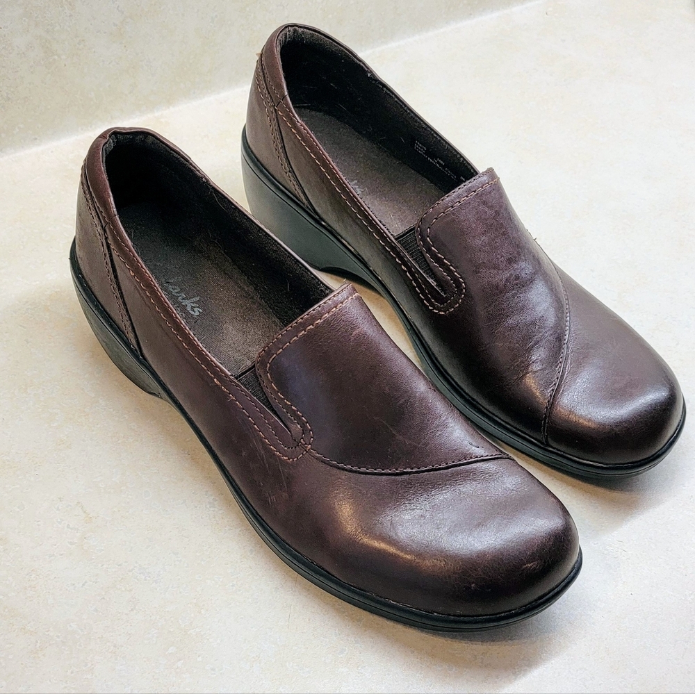 Clarks Women's Brown Leather Loafers - Size 10N